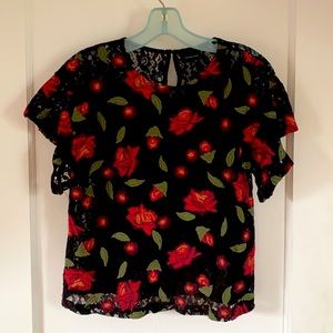 Who What Wear US size S sheer red flower lace top